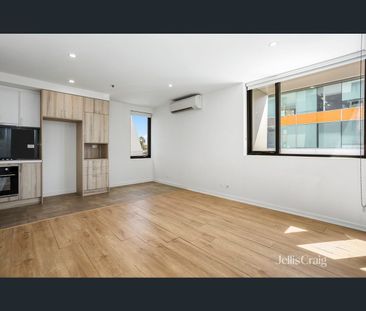 104/7 Thomas Holmes Street, Maribyrnong, Vic 3032 - Photo 2