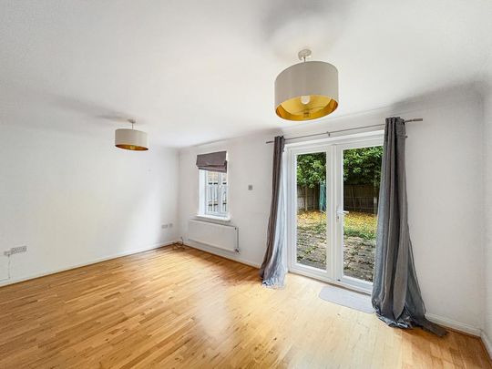 3 bedroom terraced house to rent - Photo 1