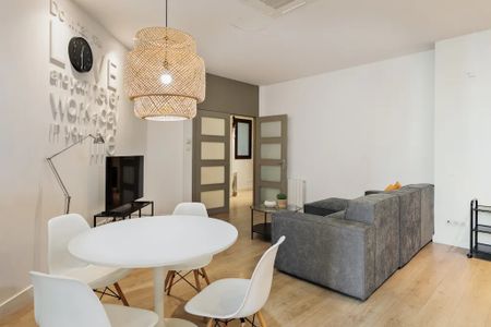 Carrer de Balmes, Barcelona, Catalonia 08007 - Photo 5