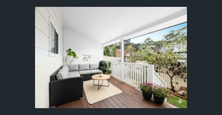 3 Bedroom Home, Just Moments From The Beach - Photo 3