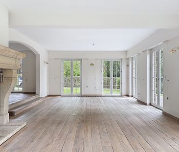 Villa - for rent - Photo 3