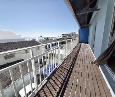 Location Appartement 3 pièces 105m² ST DENIS 97400 - Photo 6
