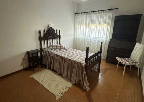 Quarto para arrendar perto da Vasco da Gama e Polo III