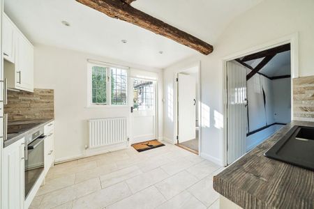 2 bedroom bungalow to rent - Photo 4