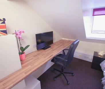 Standard Ensuite Rooms (Halls B) - Photo 3