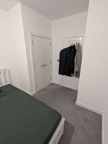 Room in a Shared Flat, Cairo New Road, CR0 - Photo 4