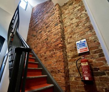 Apartment 7, 207 High Street - Photo 3