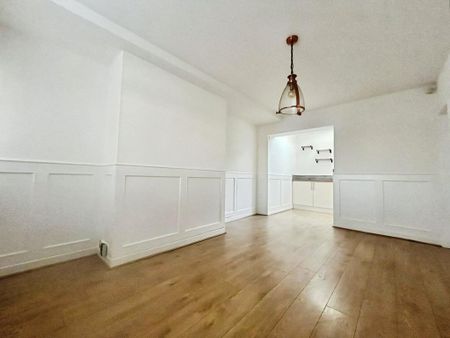 2 bedroom terraced house to rent - Photo 2