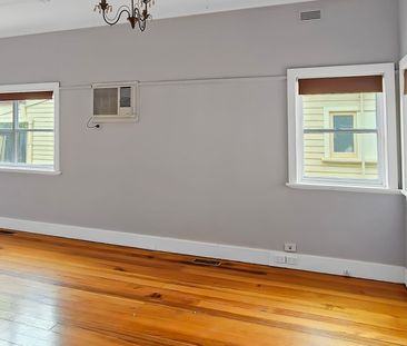 Spacious and Well-Presented Home - Photo 1