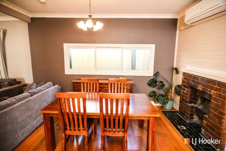 Beautifully Presented Weatherboard - Photo 3