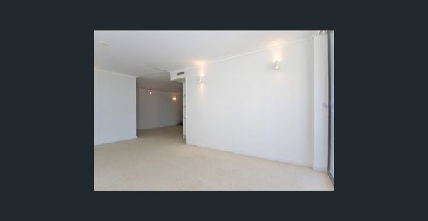 2-Bedroom Apartment w/ Freshly Painted & New Carpet in Eastgate Gardens - Photo 1