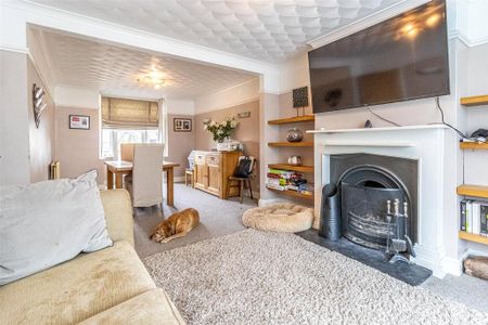 5 bedroom terraced house to rent - Photo 2