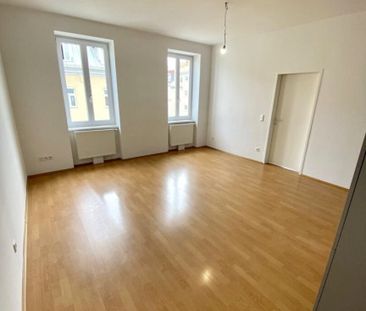Traumhafte & Helle 2-Zimmer-Altbauwohnung | Unbefristet | Barrierefrei - Foto 1