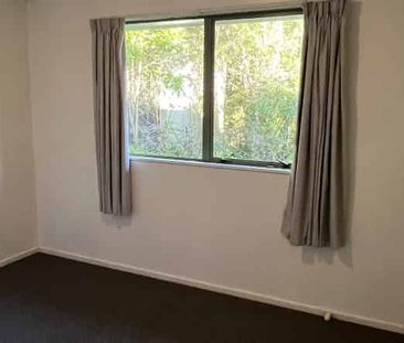 Charming 4 Bedroom House with Character! - Photo 5