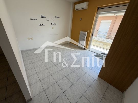 Γκαρσονιέρα προς ενοικίαση 280 € - Photo 1