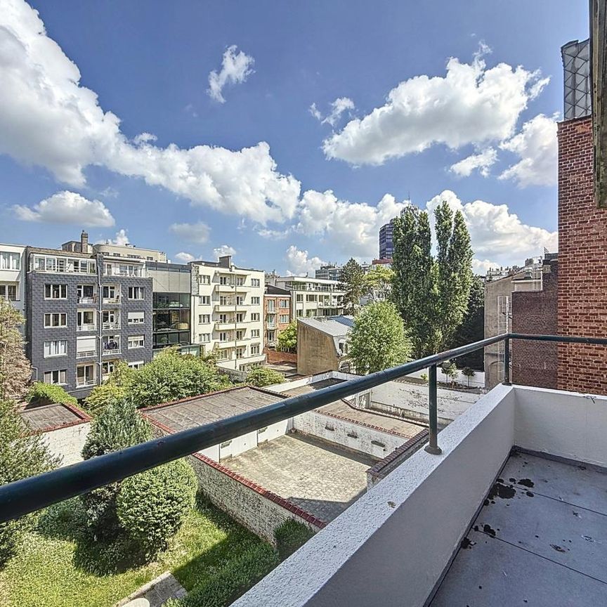 Legrand: Beautiful renovated 2-bedroom apartment + terrace - Foto 1