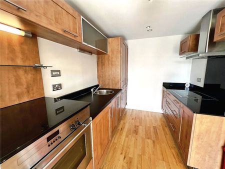 1 bedroom apartment to rent - Photo 4
