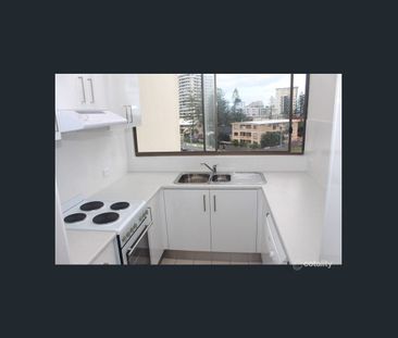 1 Bedroom with views to Surfers & Broadbeach - Photo 4