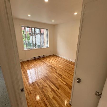 4 1/2 à louer (RDC) / for rent (ground floor) - Verdun - Photo 4