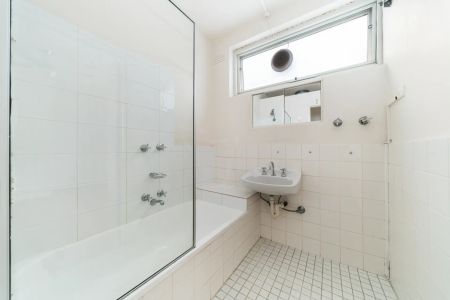 The heart of St Kilda - Photo 2