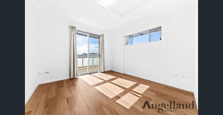 North Facing Spacious Two Bedroom Apartment In Convenient Location - Photo 4