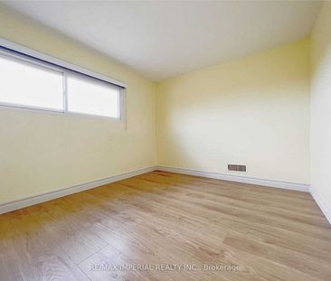 For Lease - 641A The Queensway N/A, Toronto, Ontario - Photo 3