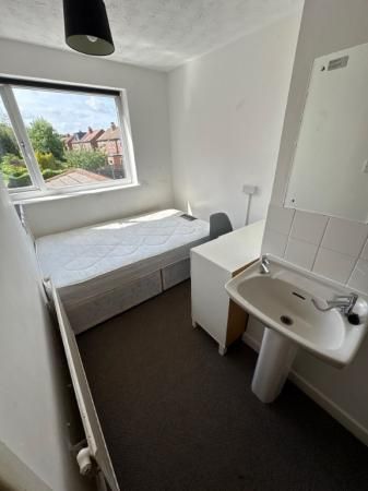 Wellington Road, Fallowfield, Manchester, M14 - Photo 4