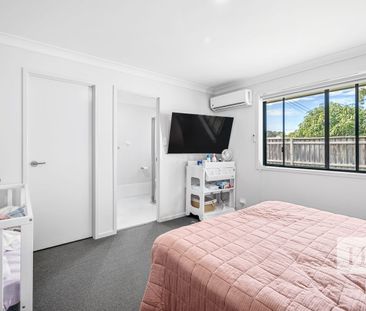 FOUR BEDROOM HOME - Photo 4