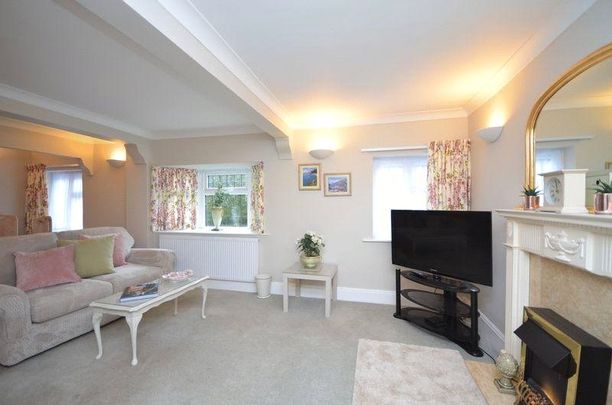 2 bedroom detached house to rent - Photo 1
