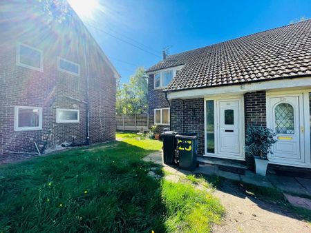 2 bedroom maisonette to rent - Photo 3