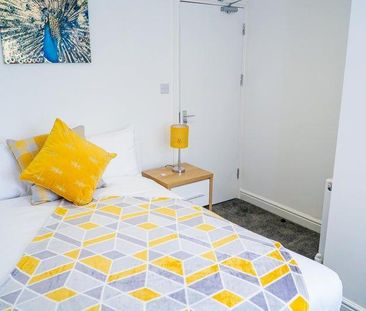 1 bedroom in a house share to rent - Photo 3