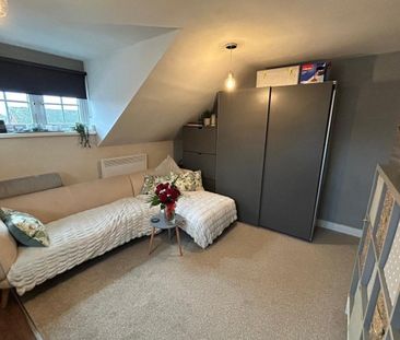 The Village, Chaddesley Corbett, KIDDERMINSTER - Photo 3