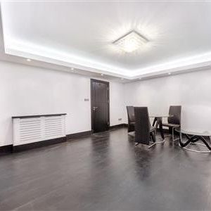 Basil Street, SW3 - Photo 1