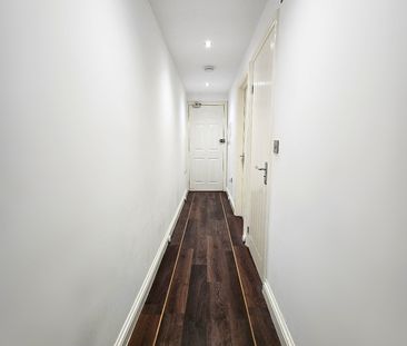 1 Bed Flat, Connaught Towers, CR7 - Photo 4