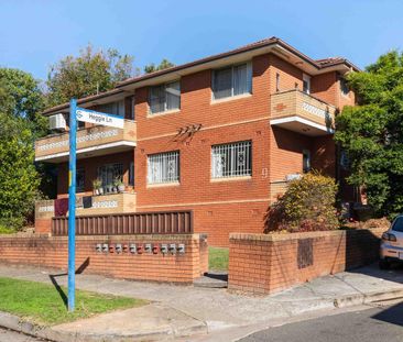 Modern Two Bedroom Apartment, Moments To The Shops, Transport And S... - Photo 5