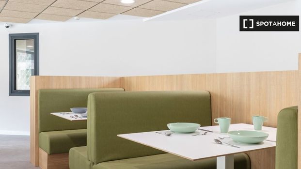 granada, Andalusia 18011 - Photo 1