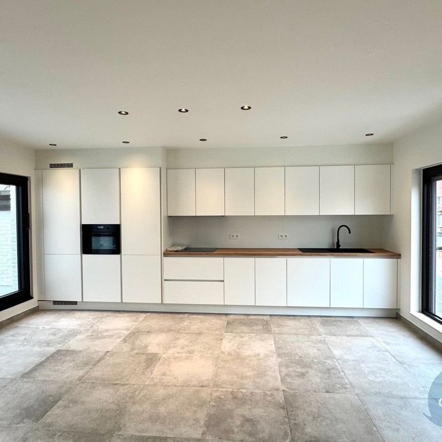 Appartement te huur - Foto 1