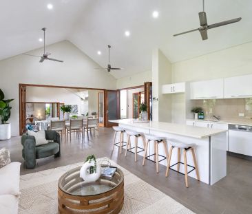 Stylish pavilion home in prestigious Oceans Edge estate – walk to t... - Photo 2