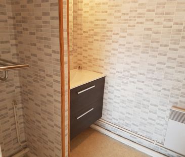 Location Appartement 2 pièces 37m² LENS 62300 - Photo 2