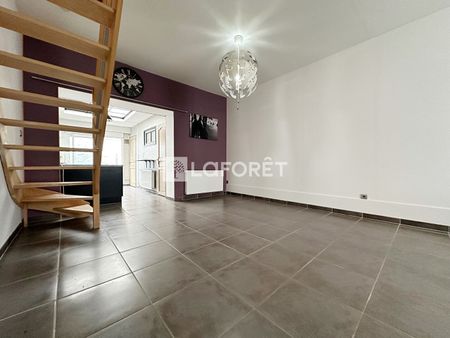 House - Photo 3