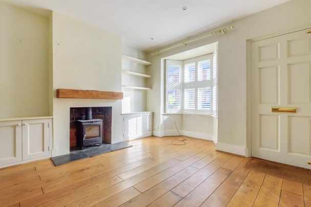 2 bedroom terraced house to rent - Photo 1