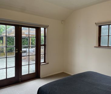 Charming 1-Bedroom Downstairs Apartment - Photo 6