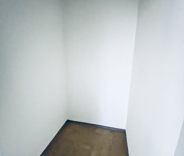 Sofort verfügbare und neu sanierte 2-Raum-Wohnung inkl. Loggia! - Photo 1