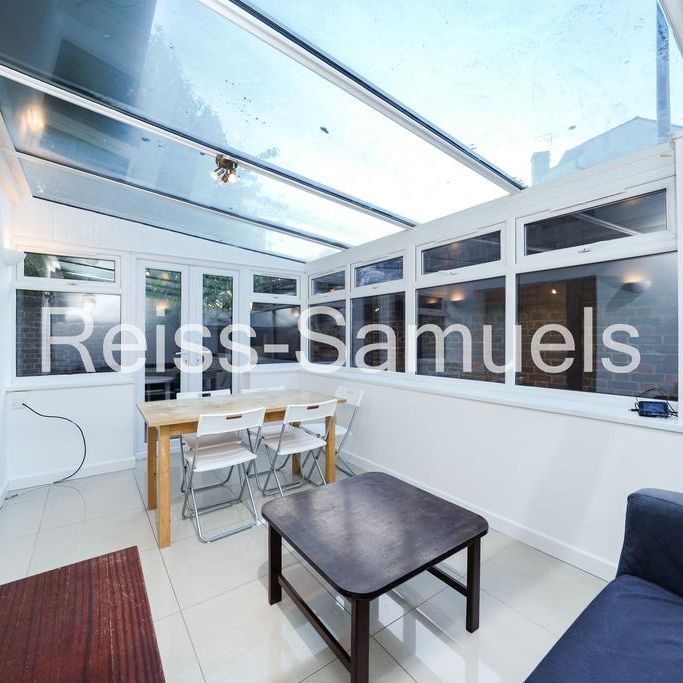 5 bedroom end of terrace house to rent - Photo 1