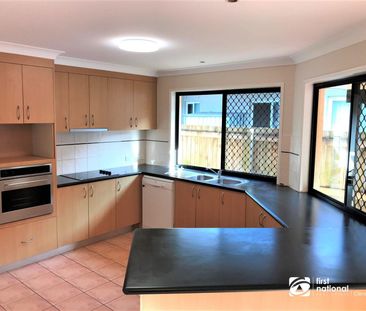 MODERN LOWSET FAMILY HOME IN WAKERLEY! - Photo 3