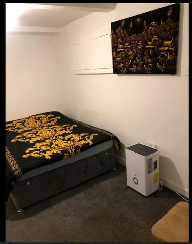 Room in a Shared Flat, Burley Lodge Rd, LS6 - Photo 3