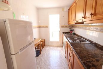 Adosado en la Regia . Temporada larga.