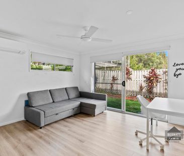 Private 2-Bedroom house - Elevated Position, Fully Fenced & Partial... - Photo 1