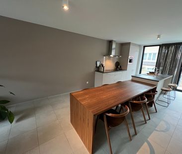 Luxe appartement met 2 slaapkamers en ruim terras binnen de grote r... - Photo 5