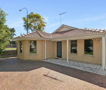 Spacious Family Home in Prime Lathlain Location - Photo 2